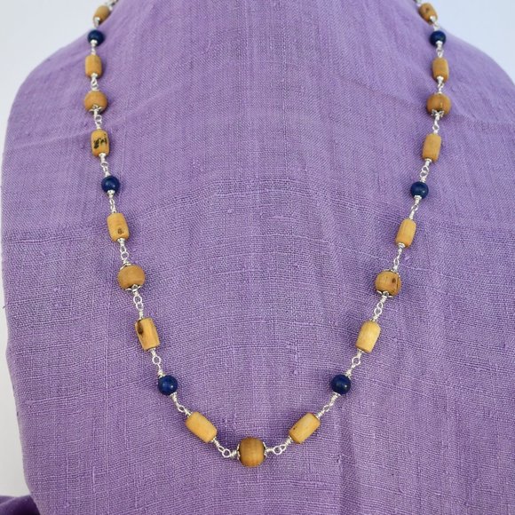 30  1/2" natural Tulasi with Lapis Lazuli beads (Gemstone for Saturn) - Picture 3 of 12